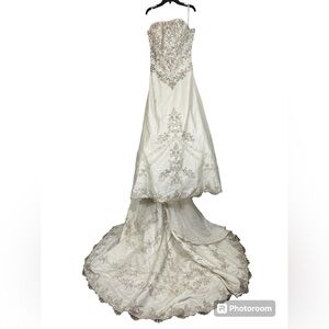 Christina Wu Embroidery Jewel Strapless Train Tail Wedding‎ Dress Size "20"